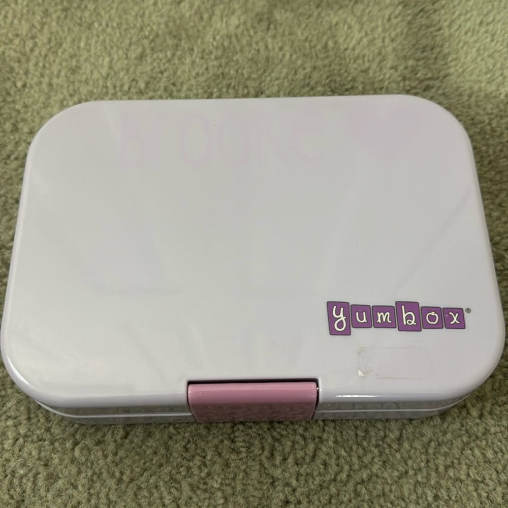Lavender Yumbox lunchbox